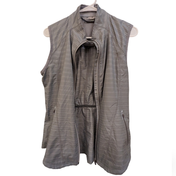 Athleta Gray Zip Up Sleeveless Running Sports Vest Sz Medium - Picture 3 of 8